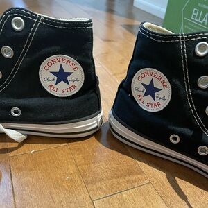 Cute little high tops! Size 1-2